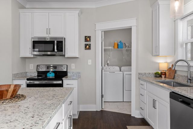 1492 SW Parker Avenue, Cleveland, TN 37311