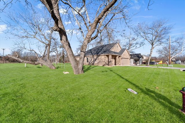 101 N Goodman Avenue, Kerens, TX 75144