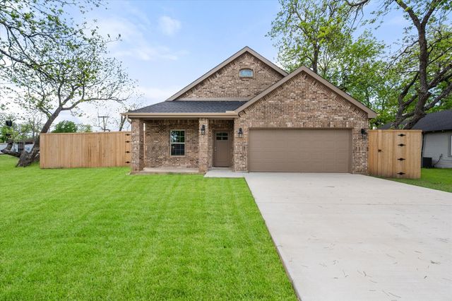 101 N Goodman Avenue, Kerens, TX 75144