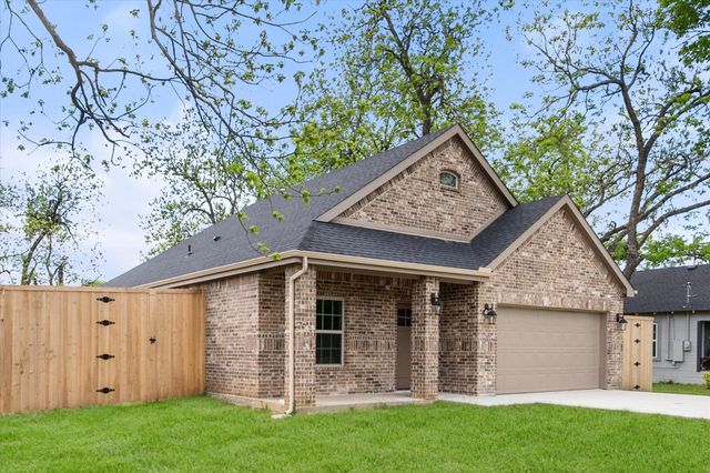 101 N Goodman Avenue, Kerens, TX 75144