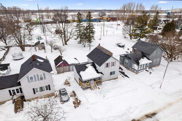 333 5TH AVENUE, Menomonie, MI 49858