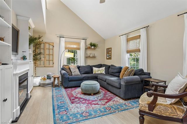 241 Tutters Neck NCK, Williamsburg, VA 23185