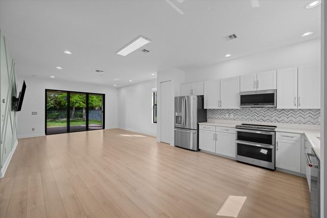 5545 Starfish Road, Westlake, FL 33470