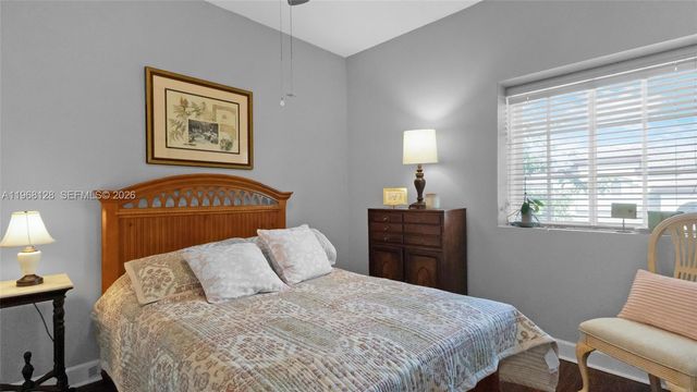 9768 NW 30th St, Doral, FL 33172