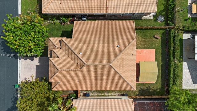 9768 NW 30th St, Doral, FL 33172