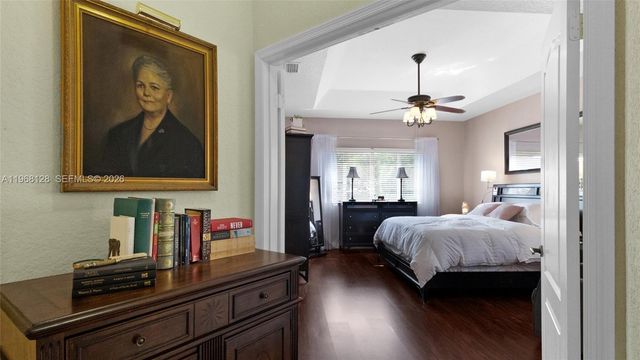 9768 NW 30th St, Doral, FL 33172