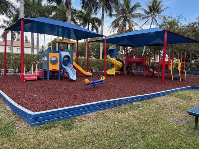 9768 NW 30th St, Doral, FL 33172