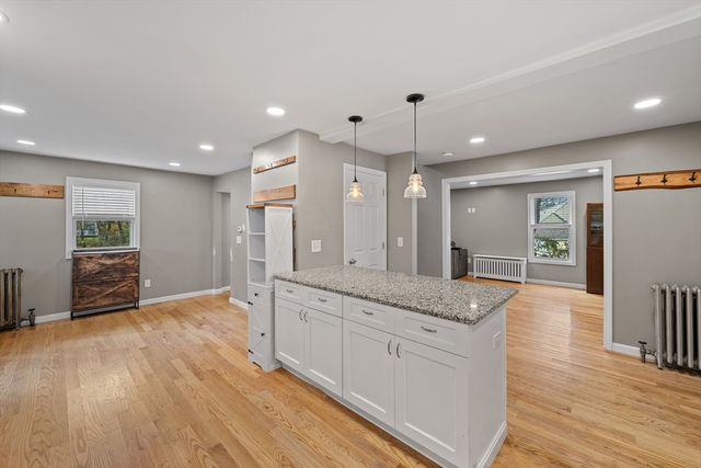 54 Maple St, West Boylston, MA 01583