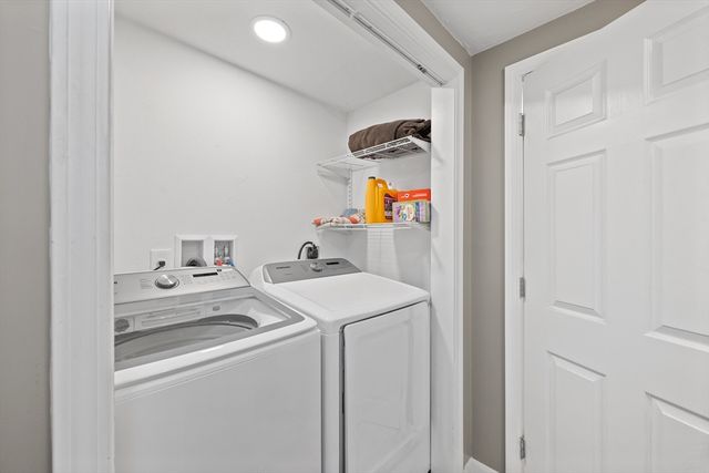 54 Maple St, West Boylston, MA 01583