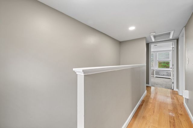 54 Maple St, West Boylston, MA 01583