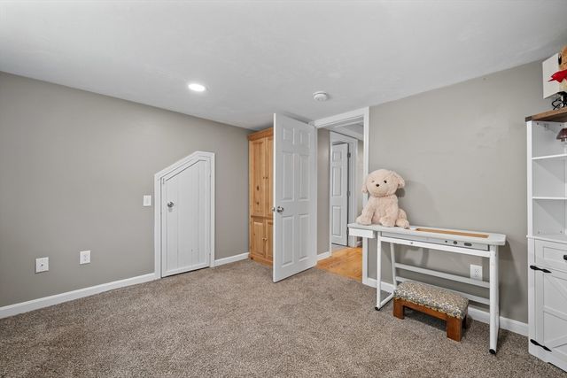 54 Maple St, West Boylston, MA 01583