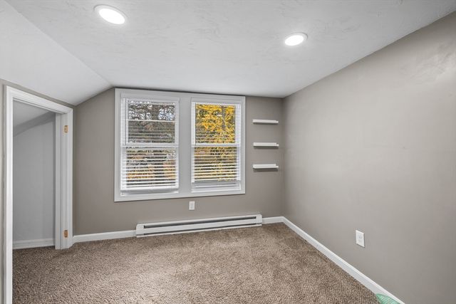 54 Maple St, West Boylston, MA 01583