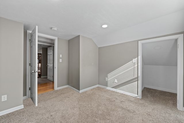 54 Maple St, West Boylston, MA 01583