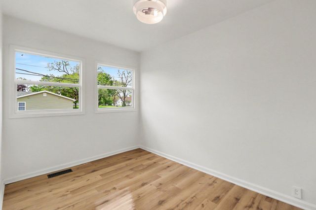 276 Hadley Road, Kingsford Heights, IN 46346