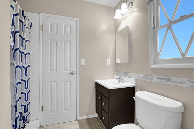 1289 Grove, Upland, CA 91786