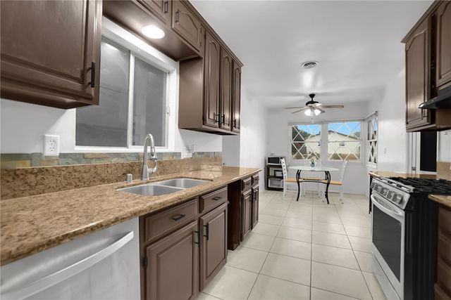 1289 Grove, Upland, CA 91786