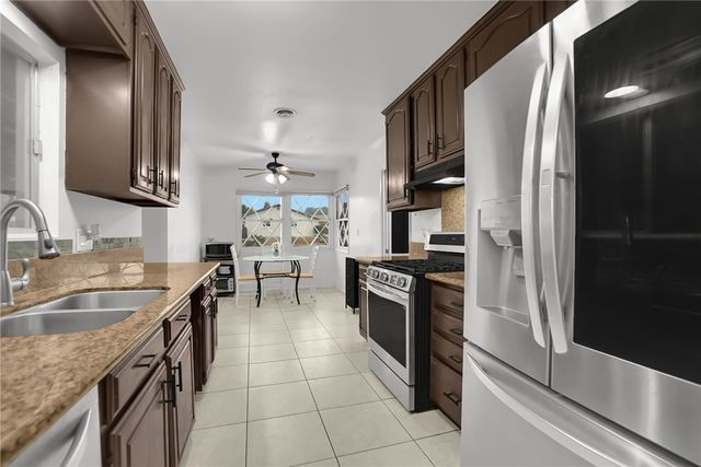 1289 Grove, Upland, CA 91786