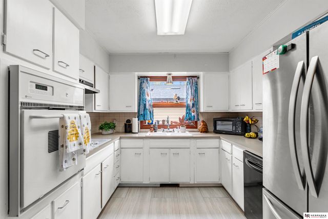 9481 N Spencer Street, Omaha, NE 68134