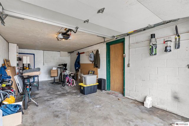 9481 N Spencer Street, Omaha, NE 68134