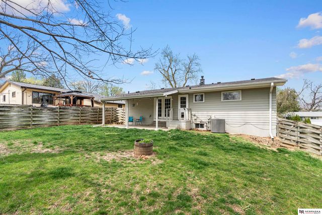 9481 N Spencer Street, Omaha, NE 68134