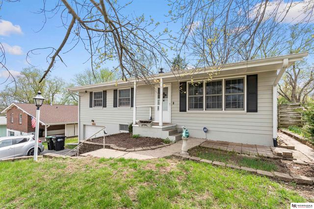 9481 N Spencer Street, Omaha, NE 68134