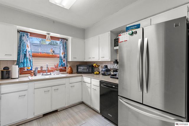 9481 N Spencer Street, Omaha, NE 68134