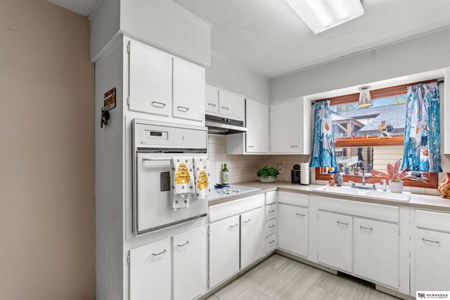 9481 N Spencer Street, Omaha, NE 68134