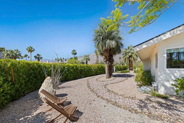 1190 E Buena Vista Drive, Palm Springs, CA 92262