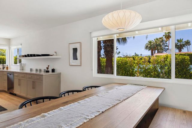 1190 E Buena Vista Drive, Palm Springs, CA 92262