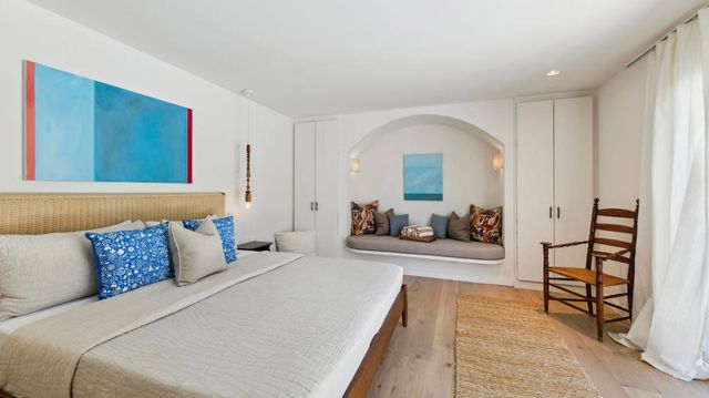 1190 E Buena Vista Drive, Palm Springs, CA 92262