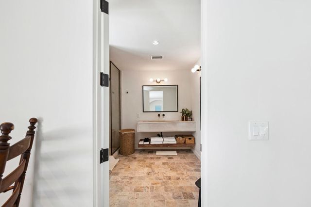 1190 E Buena Vista Drive, Palm Springs, CA 92262