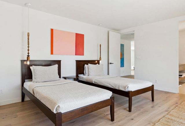 1190 E Buena Vista Drive, Palm Springs, CA 92262