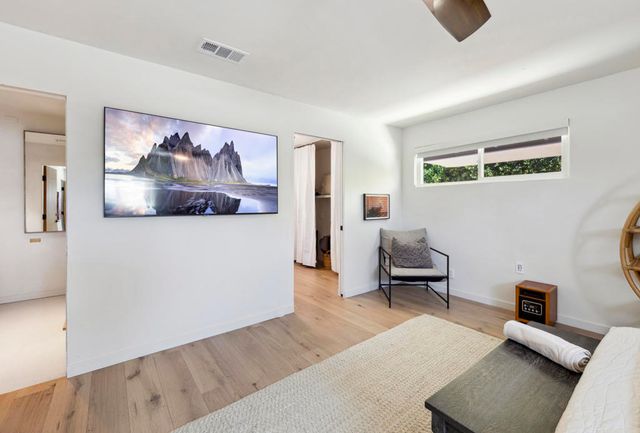 1190 E Buena Vista Drive, Palm Springs, CA 92262