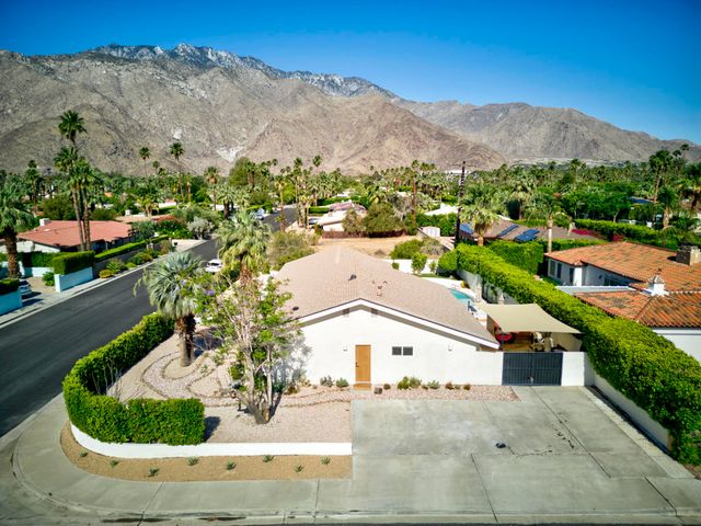 1190 E Buena Vista Drive, Palm Springs, CA 92262