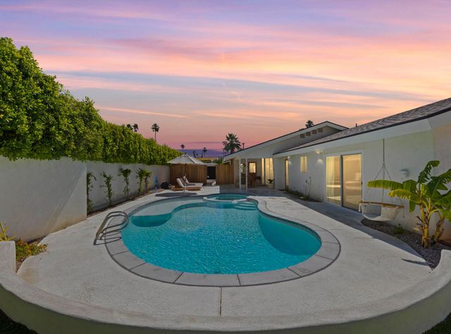 1190 E Buena Vista Drive, Palm Springs, CA 92262