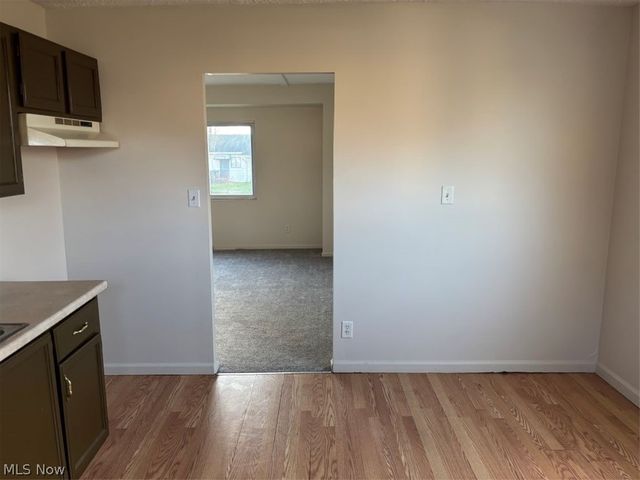 1820 Midway Avenue NE, Canton, OH 44705