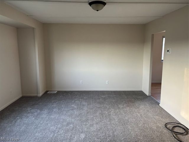 1820 Midway Avenue NE, Canton, OH 44705