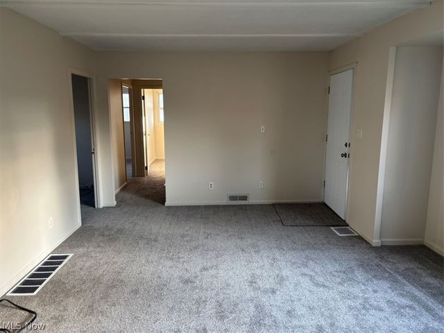 1820 Midway Avenue NE, Canton, OH 44705