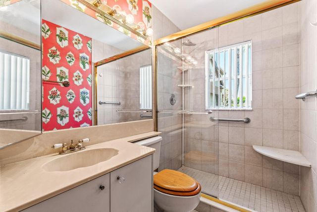 69 King Fisher Way, Boynton Beach, FL 33436