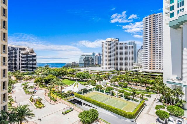 888 Brickell Key Dr 1002, Miami, FL 33131