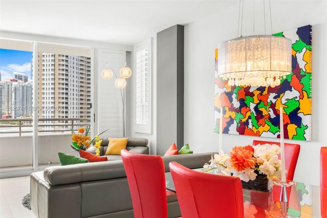 888 Brickell Key Dr 1002, Miami, FL 33131