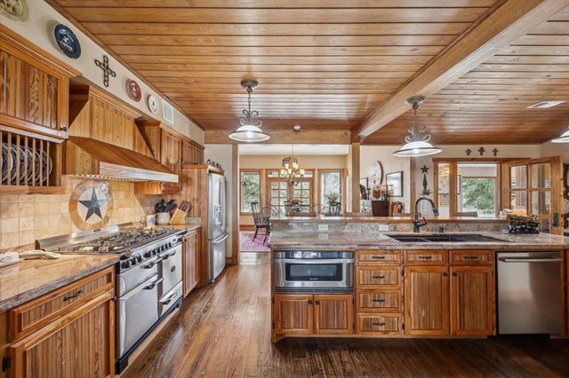 6602 Fm 390 West, Burton, TX 77835