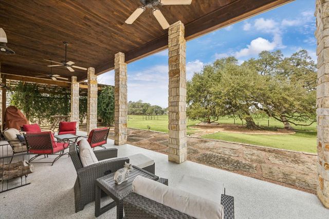 6602 Fm 390 West, Burton, TX 77835