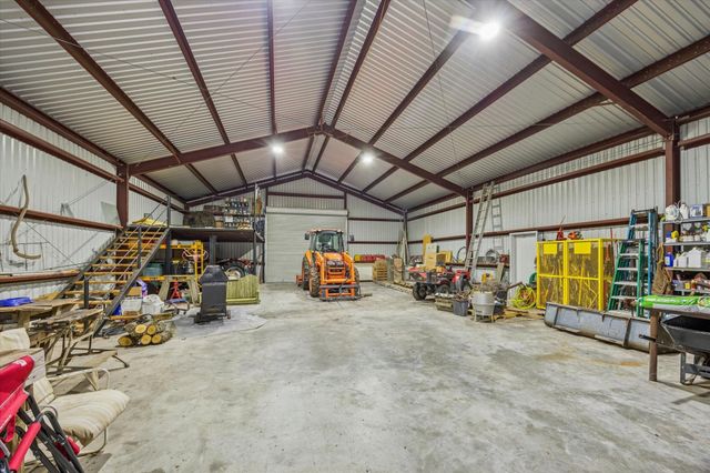 6602 Fm 390 West, Burton, TX 77835