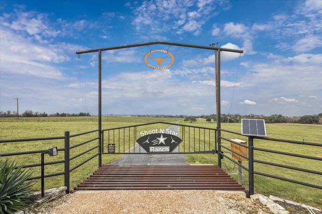 6602 Fm 390 West, Burton, TX 77835