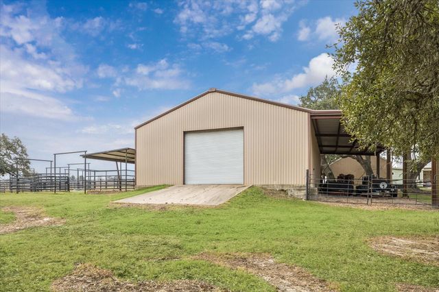 6602 Fm 390 West, Burton, TX 77835
