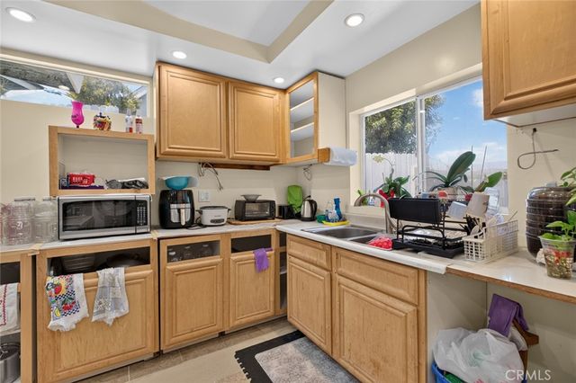 787 Terrace 49, Los Angeles, CA 90042