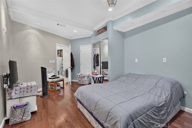 787 Terrace 49, Los Angeles, CA 90042