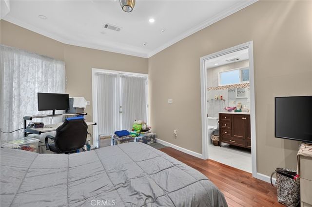 787 Terrace 49, Los Angeles, CA 90042