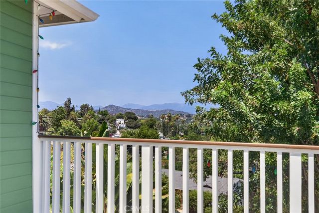 787 Terrace 49, Los Angeles, CA 90042